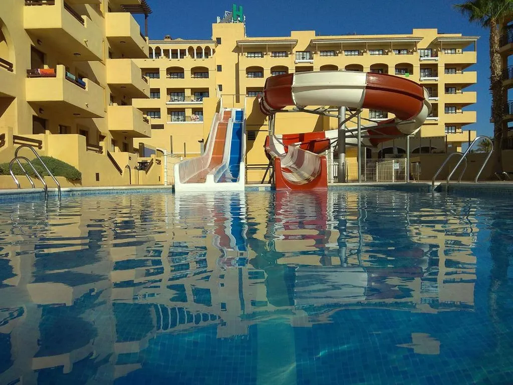 Senator Mar Menor hotel con toboganes en Murcia
